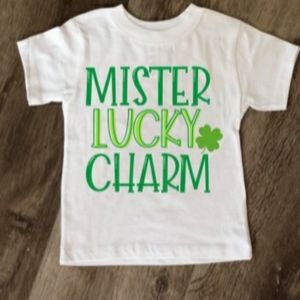 Old Navy Tee Shirt Sz XL 14-16 St Patty/'s Lucky Charm Green